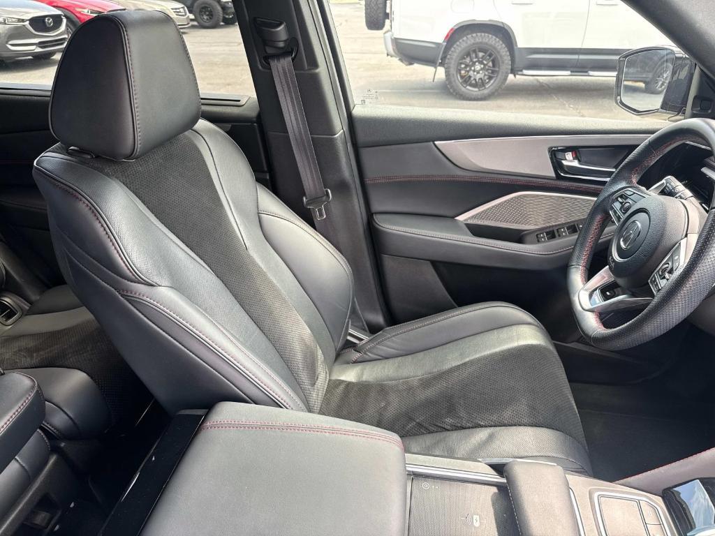 used 2022 Acura MDX car, priced at $41,790