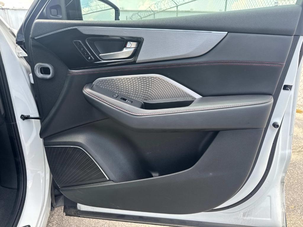 used 2022 Acura MDX car, priced at $41,790
