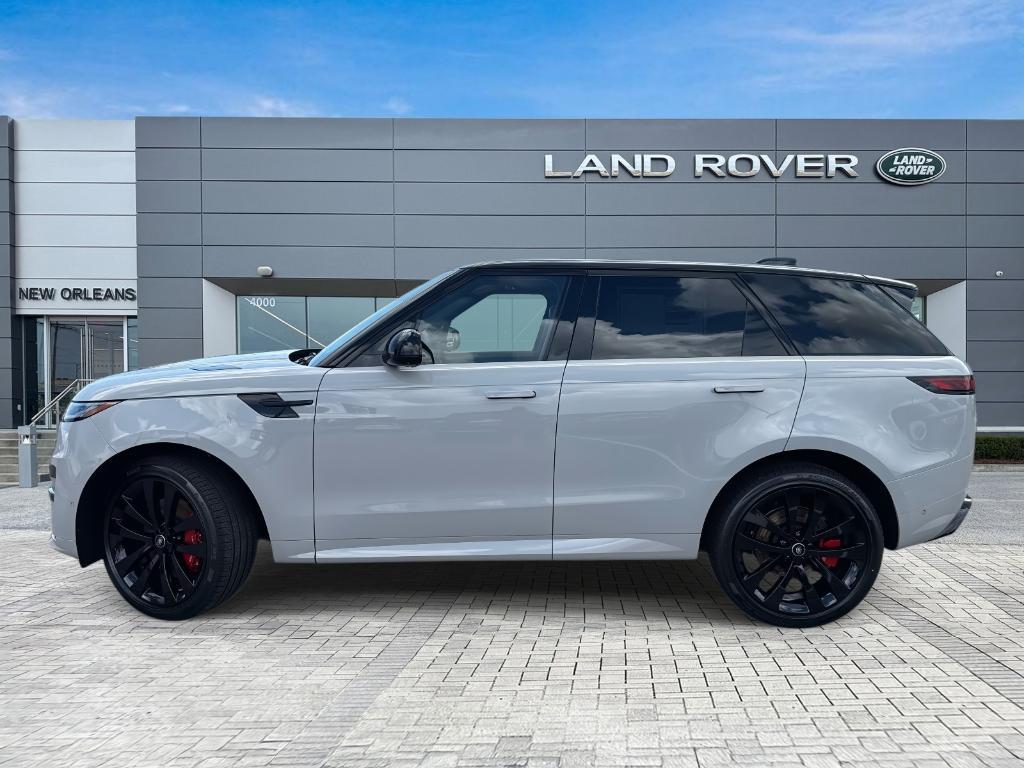 new 2025 Land Rover Range Rover Sport car, priced at $124,045