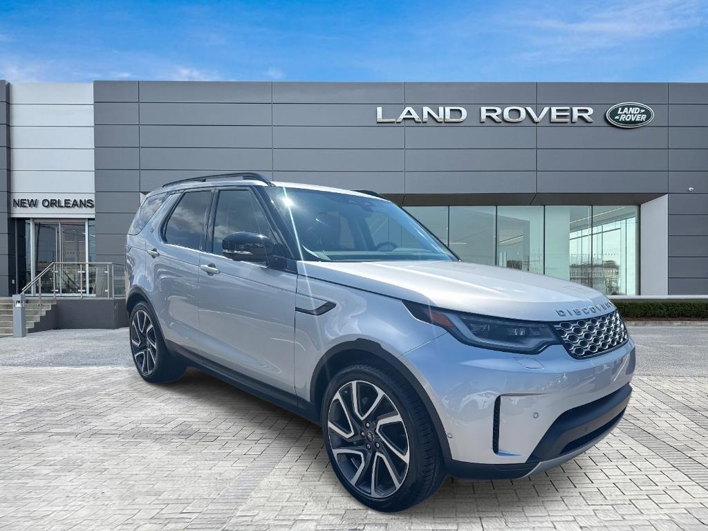 used 2024 Land Rover Discovery car, priced at $45,888