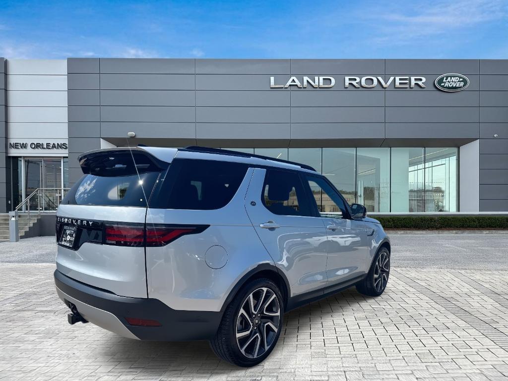 used 2024 Land Rover Discovery car, priced at $45,888