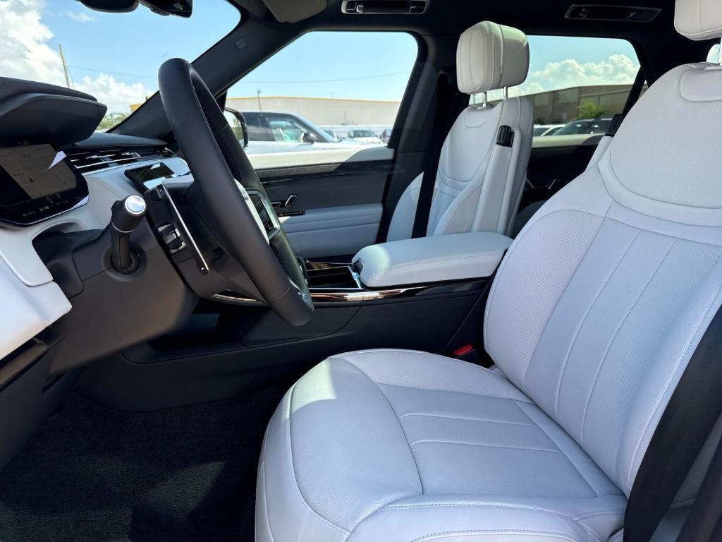 new 2025 Land Rover Range Rover Sport car, priced at $92,190