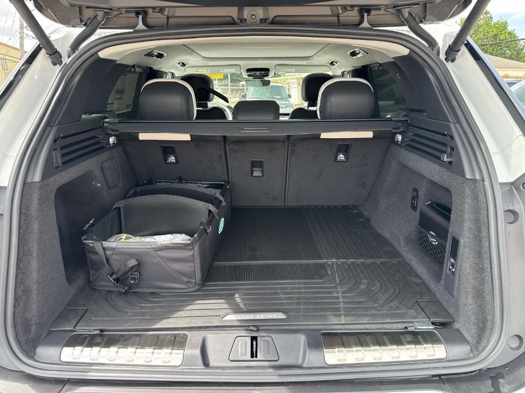 new 2025 Land Rover Range Rover Sport car, priced at $105,075