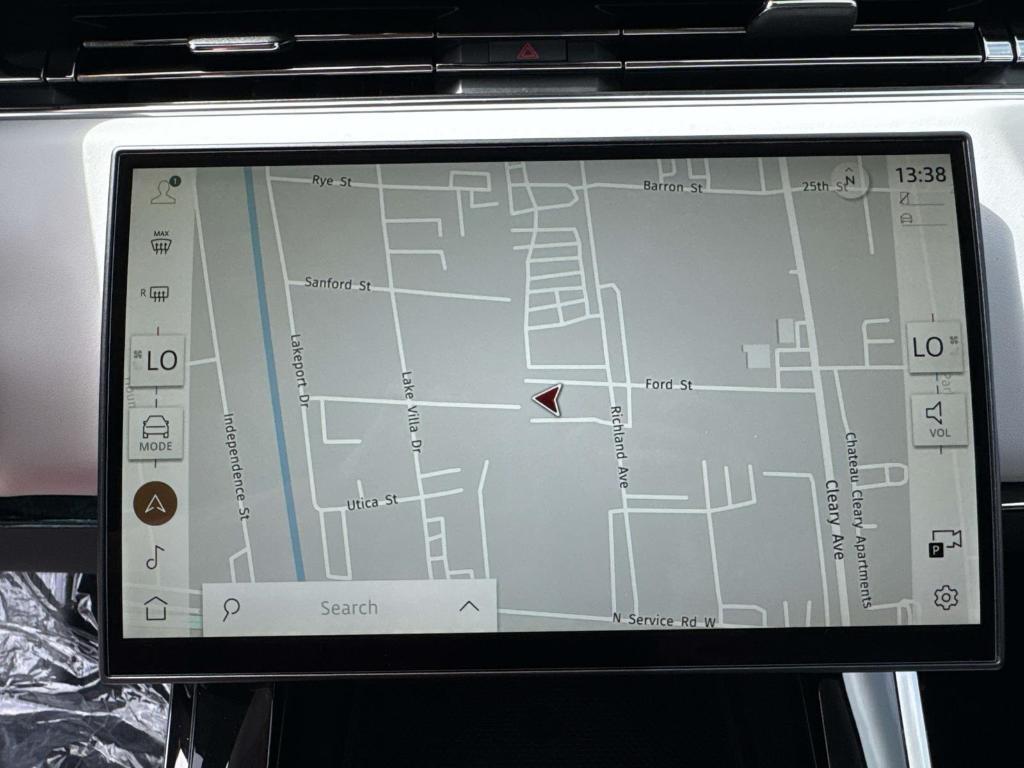 new 2025 Land Rover Range Rover Sport car, priced at $105,075