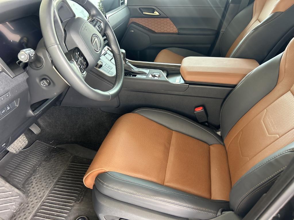 used 2024 Lexus GX 550 car, priced at $87,390