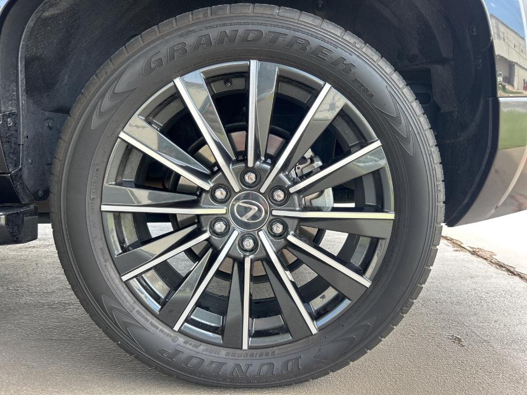 used 2024 Lexus GX 550 car, priced at $87,390
