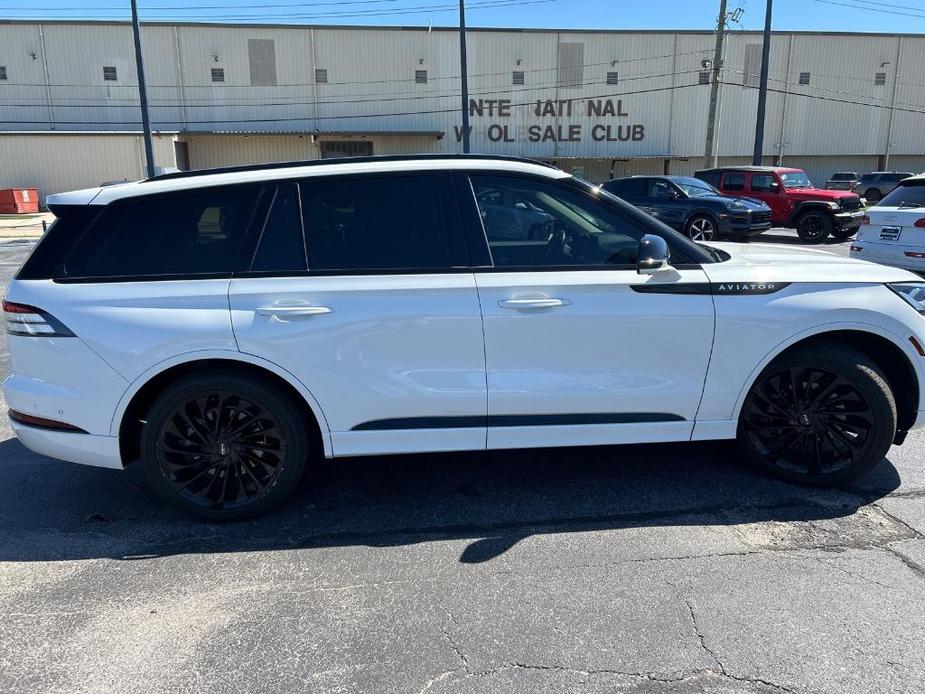 used 2023 Lincoln Aviator car, priced at $51,674