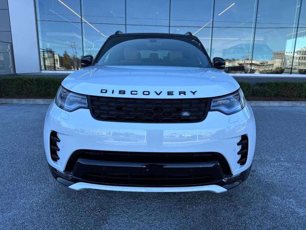 new 2025 Land Rover Discovery car, priced at $81,053