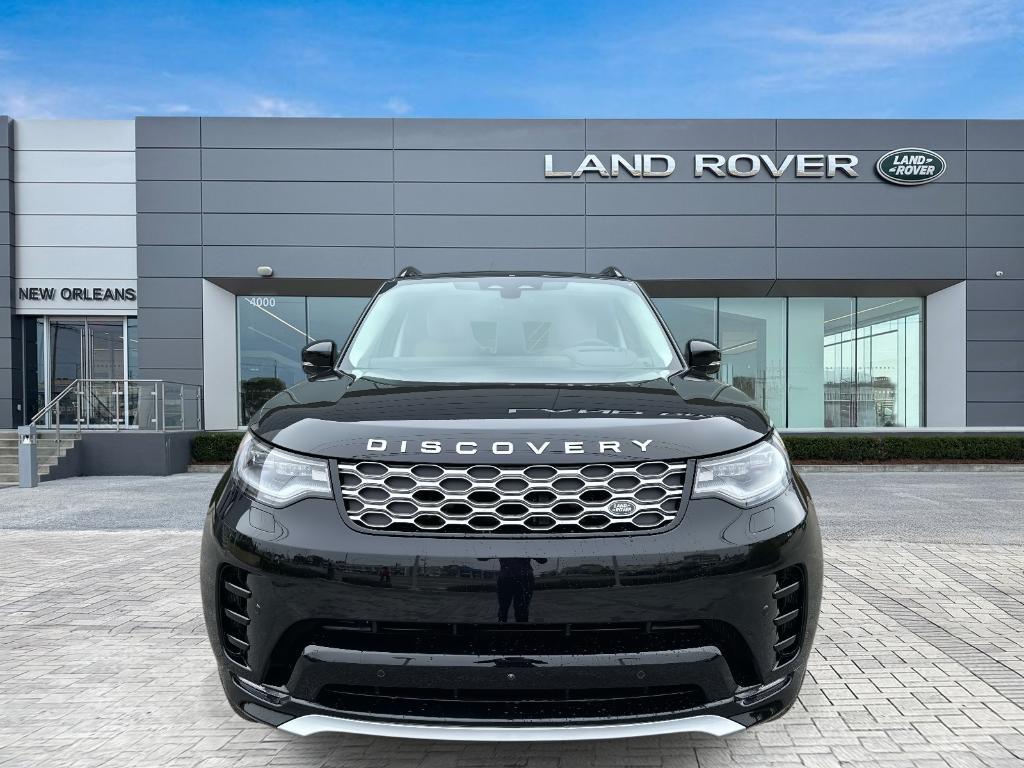 new 2025 Land Rover Discovery car, priced at $84,693