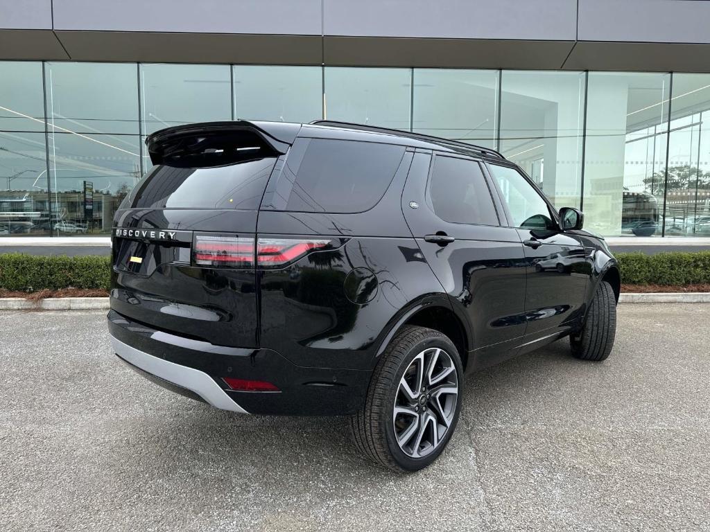 new 2025 Land Rover Discovery car, priced at $84,693