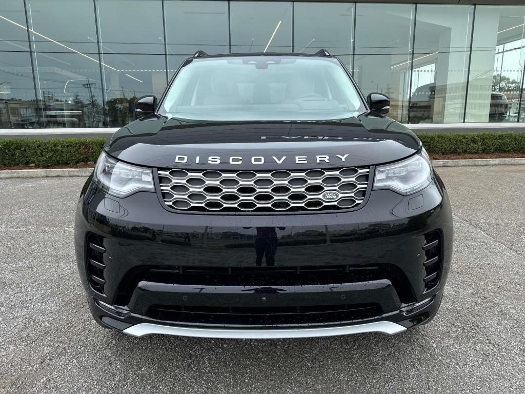 new 2025 Land Rover Discovery car, priced at $84,693