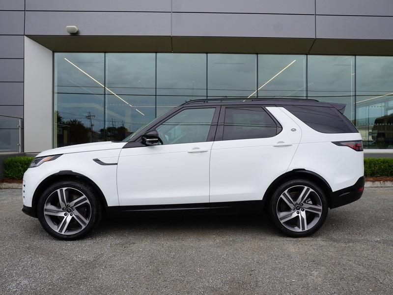 new 2024 Land Rover Discovery car, priced at $83,838