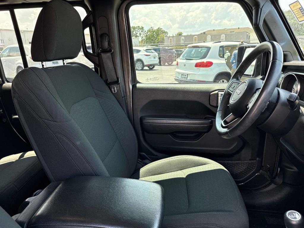 used 2019 Jeep Wrangler Unlimited car, priced at $27,990