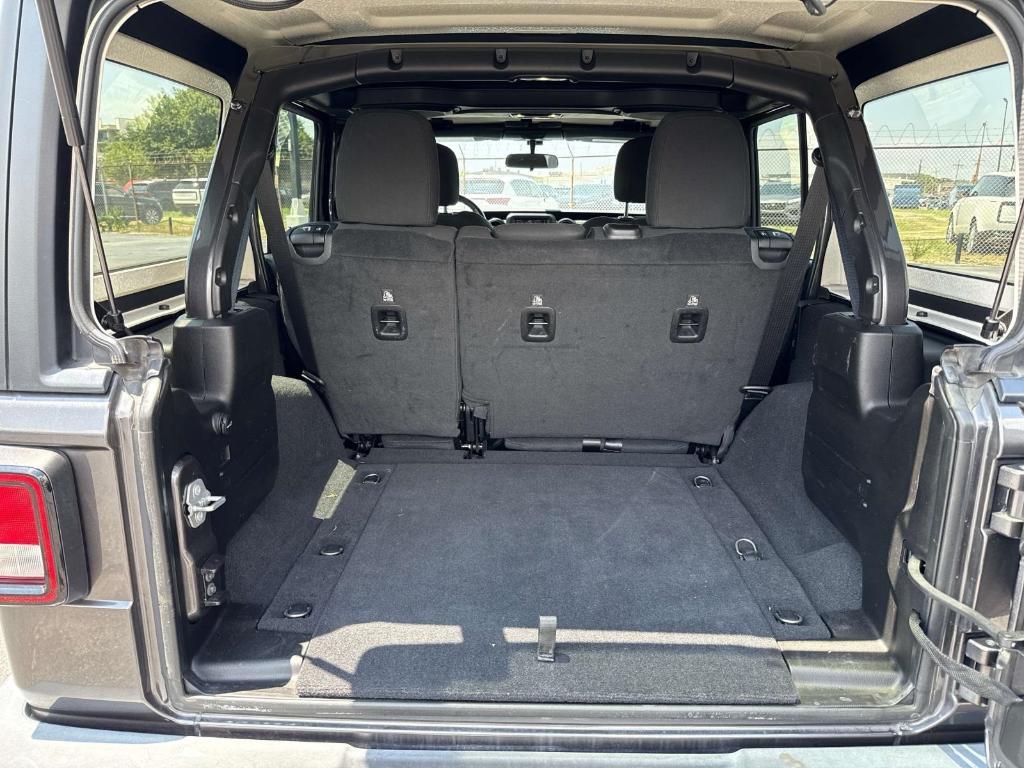used 2019 Jeep Wrangler Unlimited car, priced at $27,990