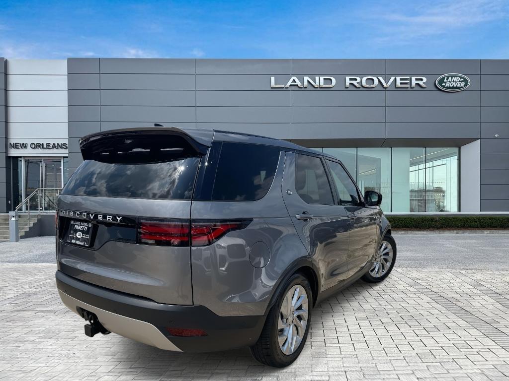 new 2025 Land Rover Discovery car, priced at $66,628