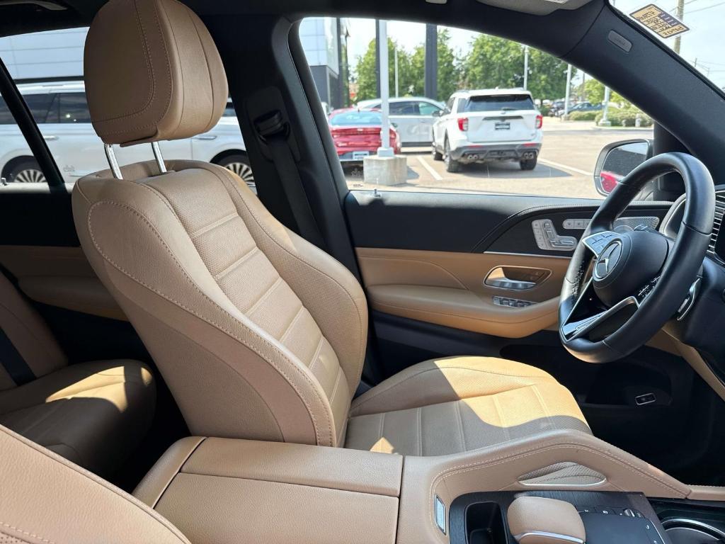 used 2024 Mercedes-Benz GLE 450 car, priced at $67,890