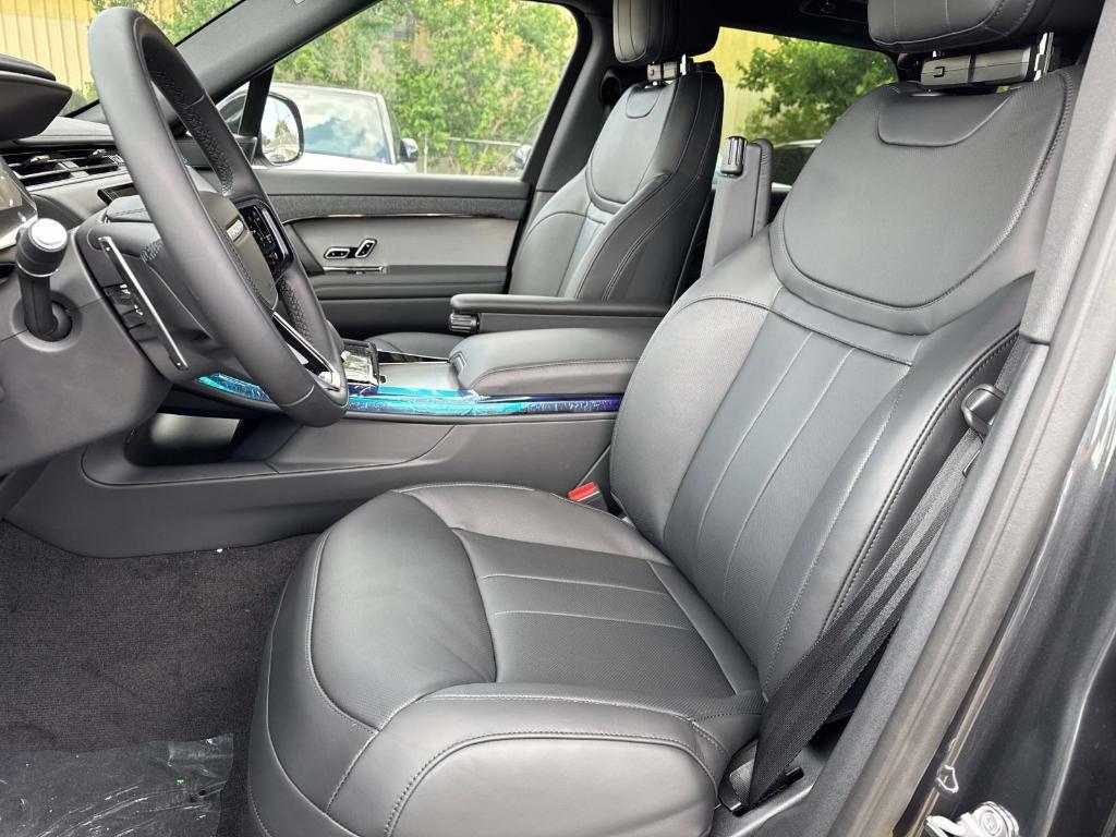 new 2025 Land Rover Range Rover Sport car, priced at $95,395