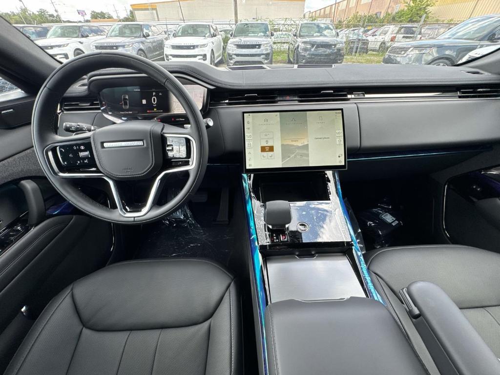 new 2025 Land Rover Range Rover Sport car, priced at $95,395