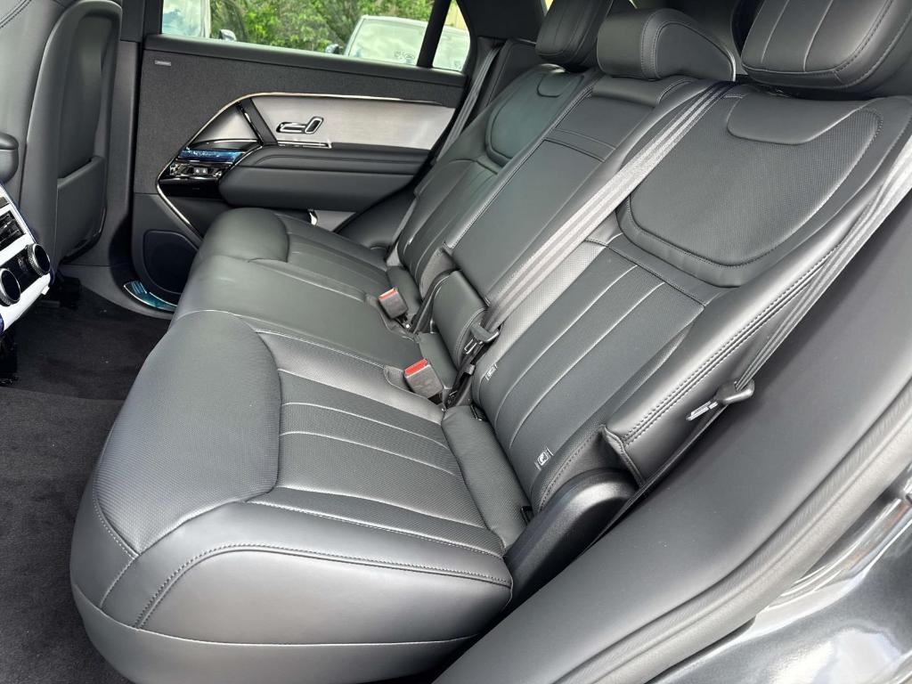 new 2025 Land Rover Range Rover Sport car, priced at $95,395