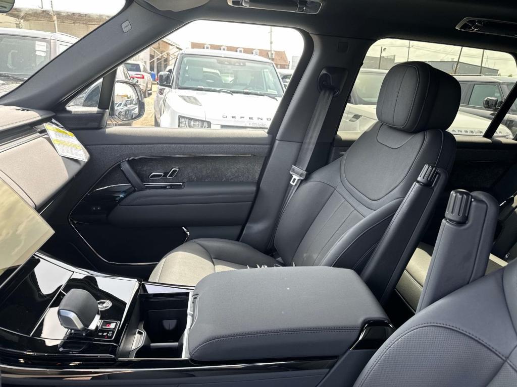 new 2025 Land Rover Range Rover Sport car, priced at $129,375