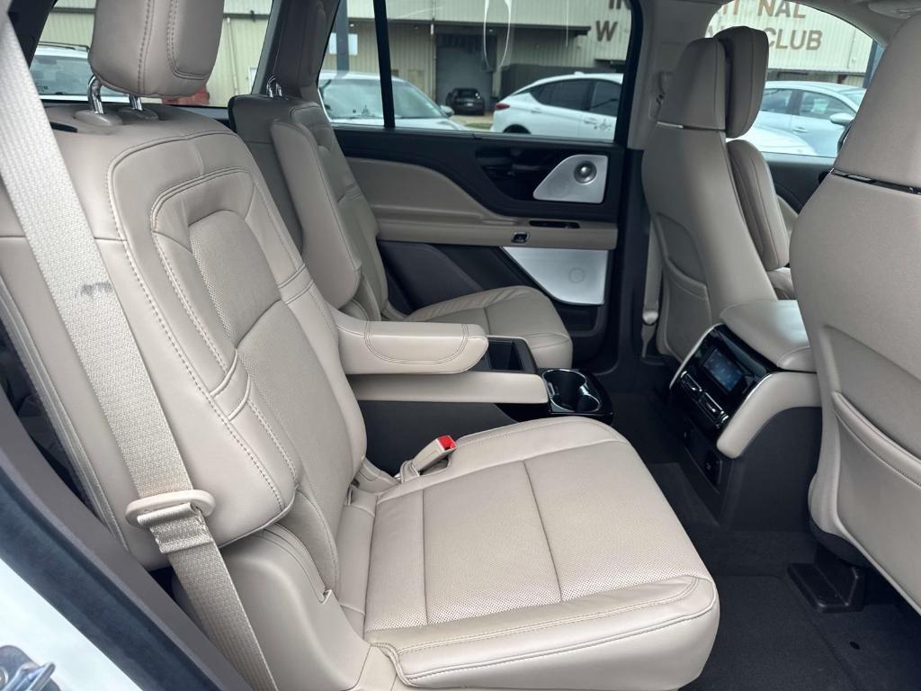used 2023 Lincoln Aviator car, priced at $58,950
