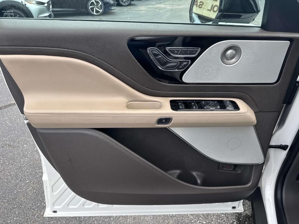 used 2023 Lincoln Aviator car, priced at $58,950