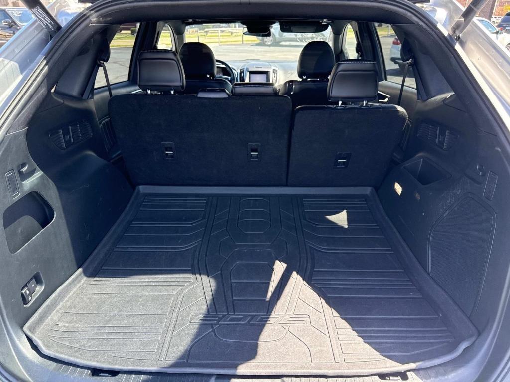 used 2019 Ford Edge car, priced at $23,990
