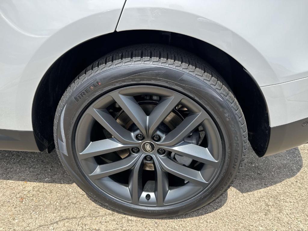 new 2025 Land Rover Range Rover Sport car, priced at $90,405