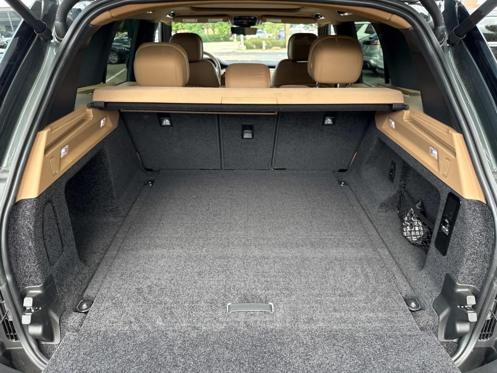 used 2023 Land Rover Range Rover car, priced at $93,480