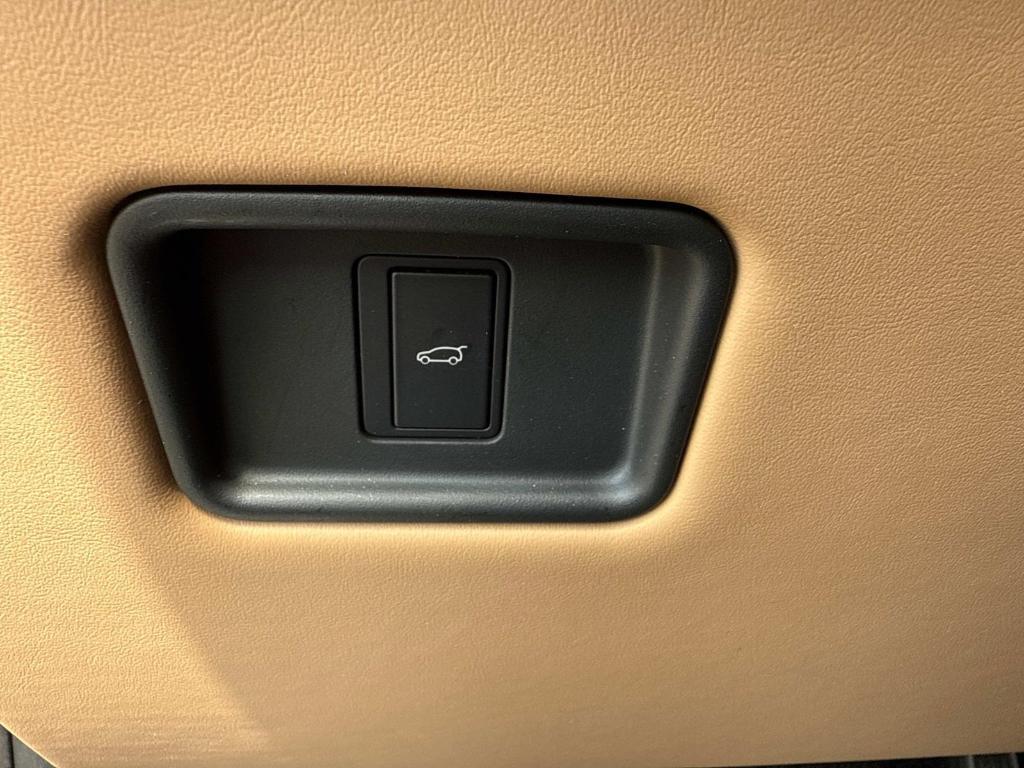 used 2023 Land Rover Range Rover car, priced at $93,480