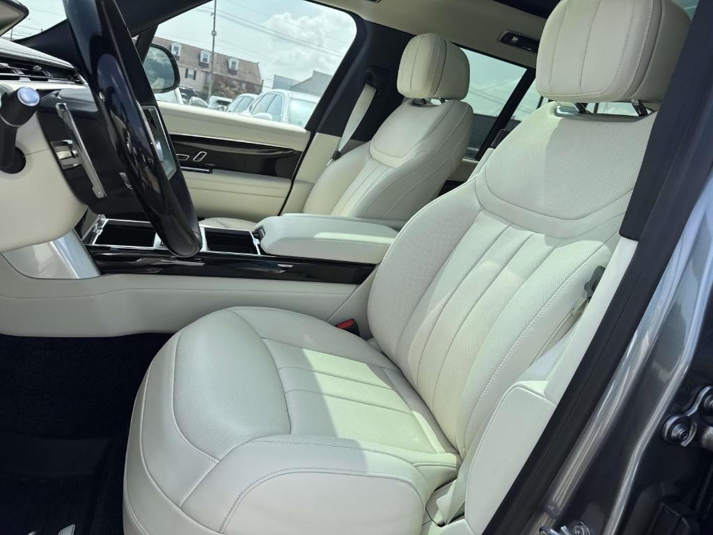 new 2025 Land Rover Range Rover car, priced at $151,050