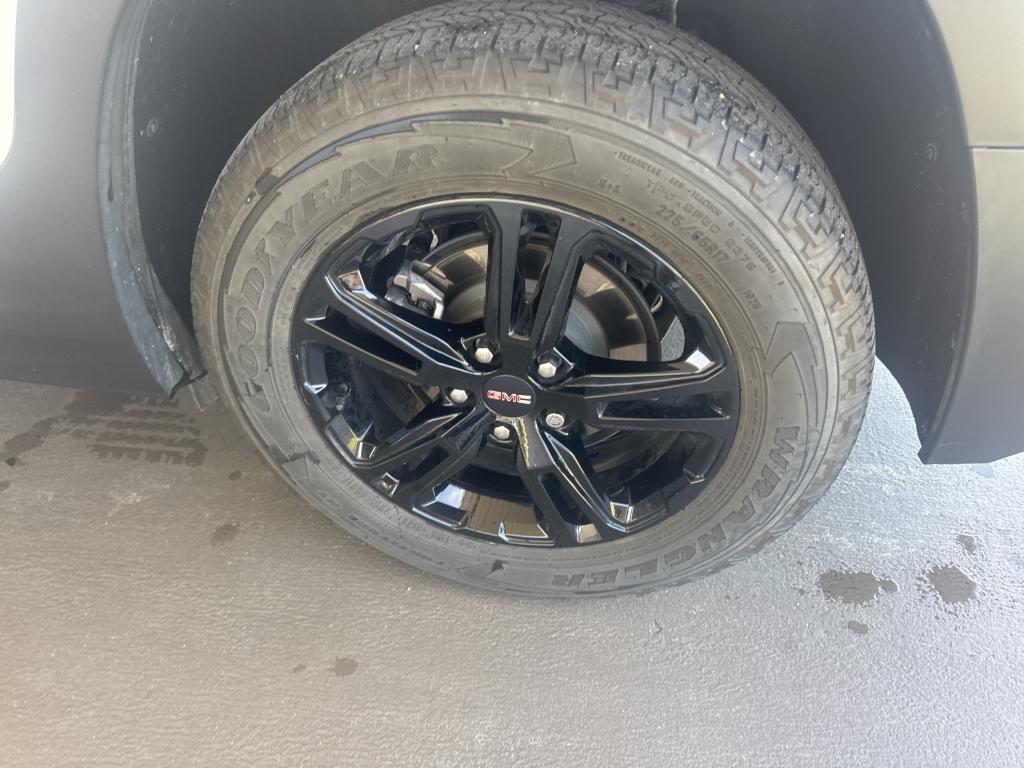 used 2022 GMC Terrain car, priced at $26,290