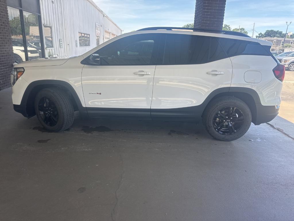 used 2022 GMC Terrain car, priced at $26,290