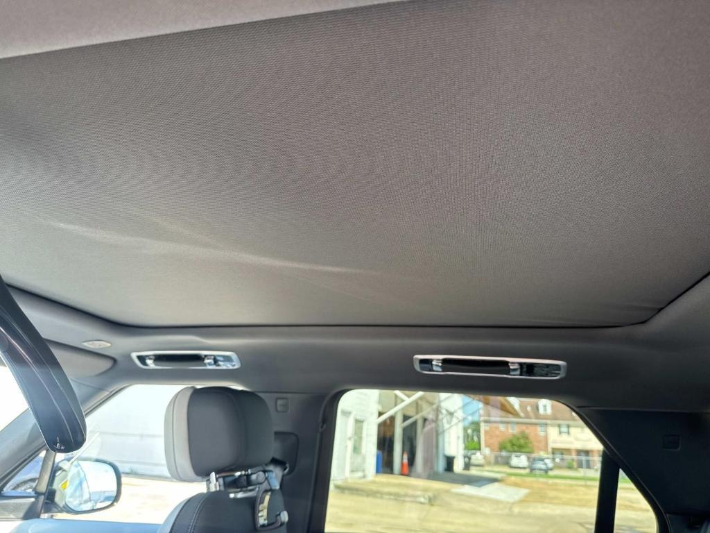 new 2025 Land Rover Range Rover Sport car, priced at $123,915