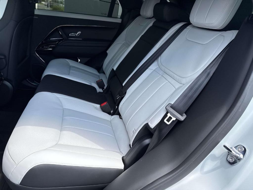 new 2025 Land Rover Range Rover Sport car, priced at $139,330