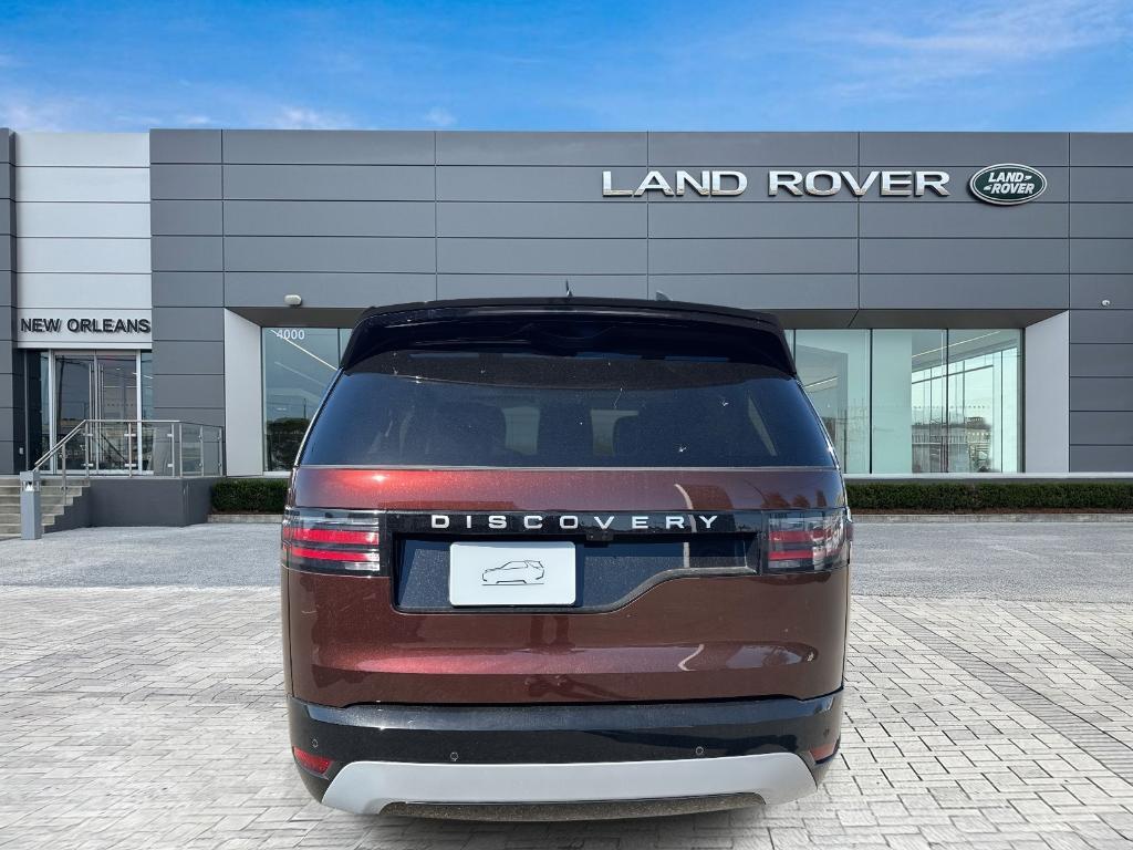 new 2026 Land Rover Discovery car, priced at $78,001