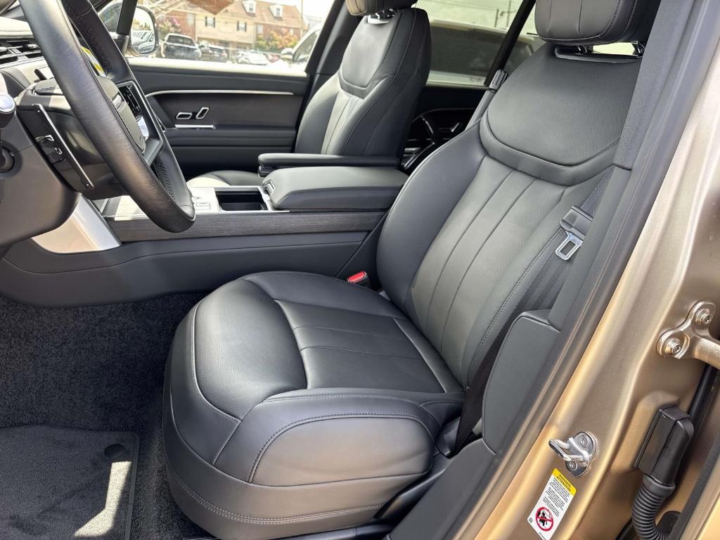 new 2025 Land Rover Range Rover car, priced at $158,410