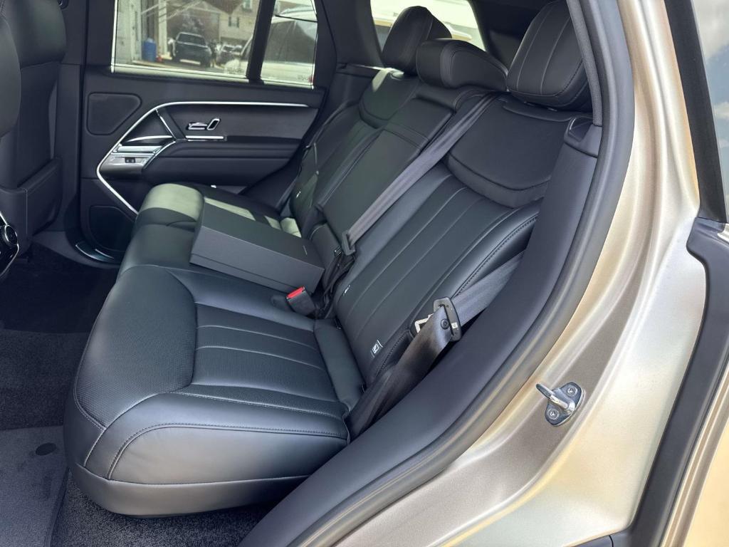 new 2025 Land Rover Range Rover car, priced at $158,410