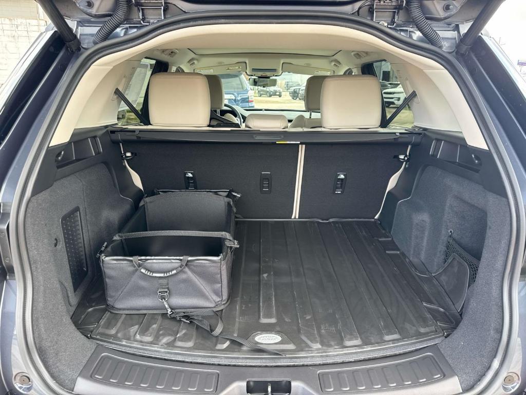 new 2025 Land Rover Discovery Sport car, priced at $56,553