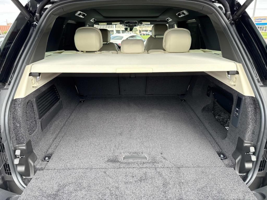 new 2025 Land Rover Range Rover car, priced at $148,010