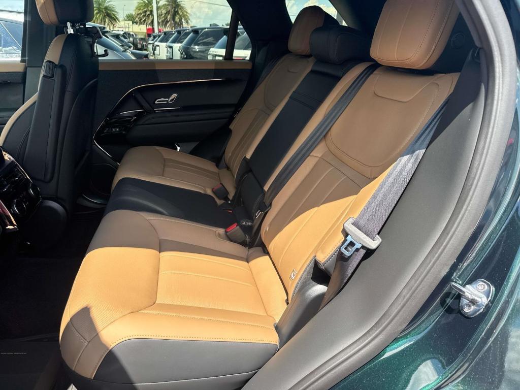 new 2025 Land Rover Range Rover Sport car, priced at $113,155