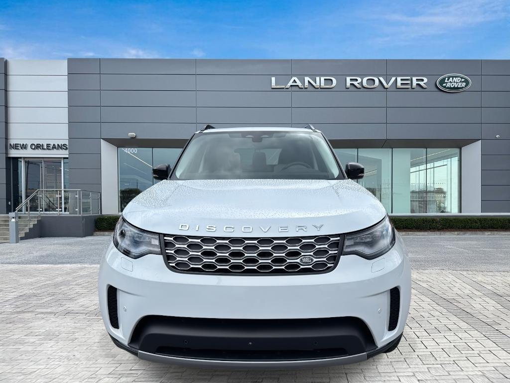 new 2025 Land Rover Discovery car, priced at $66,943