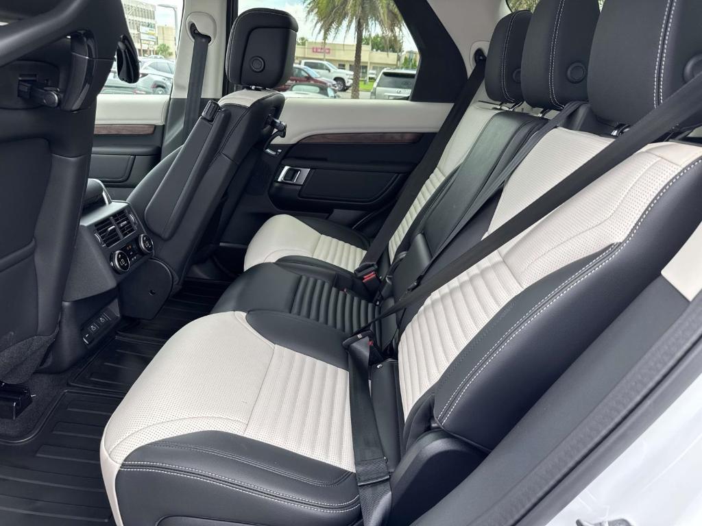 new 2025 Land Rover Discovery car, priced at $66,943