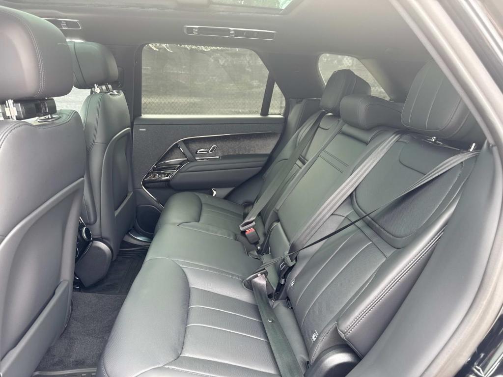 new 2025 Land Rover Range Rover Sport car, priced at $127,605