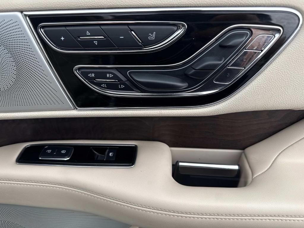 used 2021 Lincoln Navigator L car, priced at $32,990