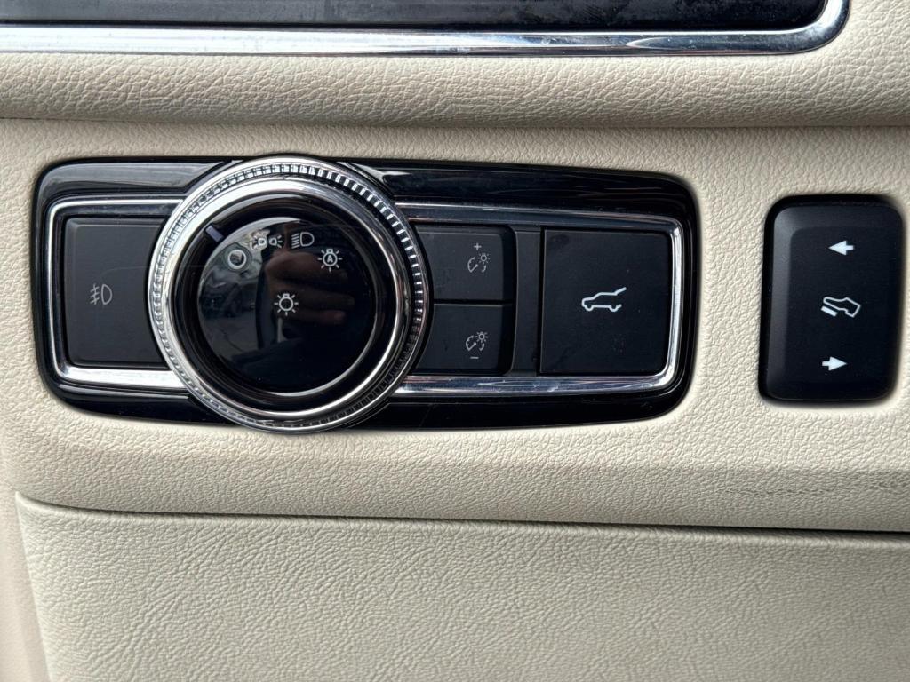 used 2021 Lincoln Navigator L car, priced at $32,990