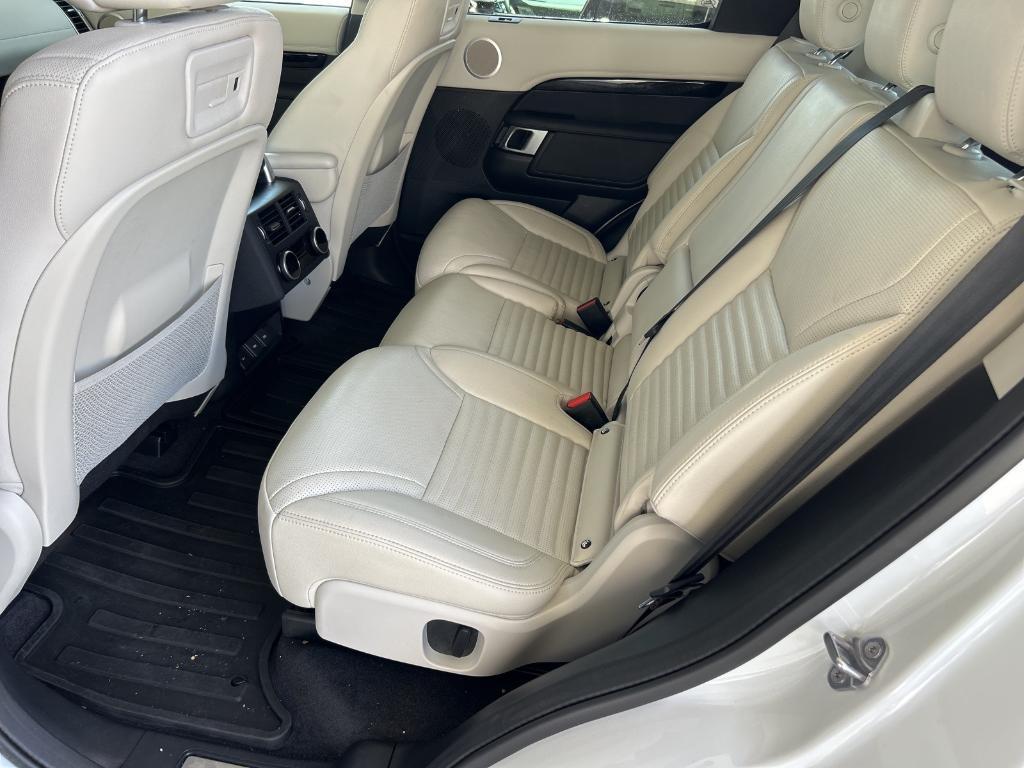 used 2024 Land Rover Discovery car, priced at $47,888