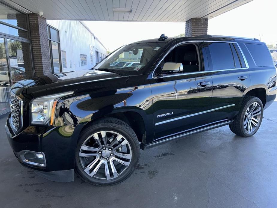 used 2019 GMC Yukon car, priced at $35,643