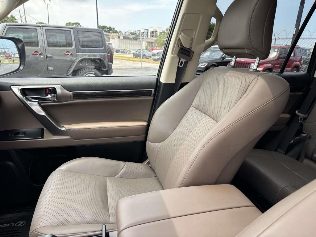 used 2023 Lexus GX 460 car, priced at $63,690