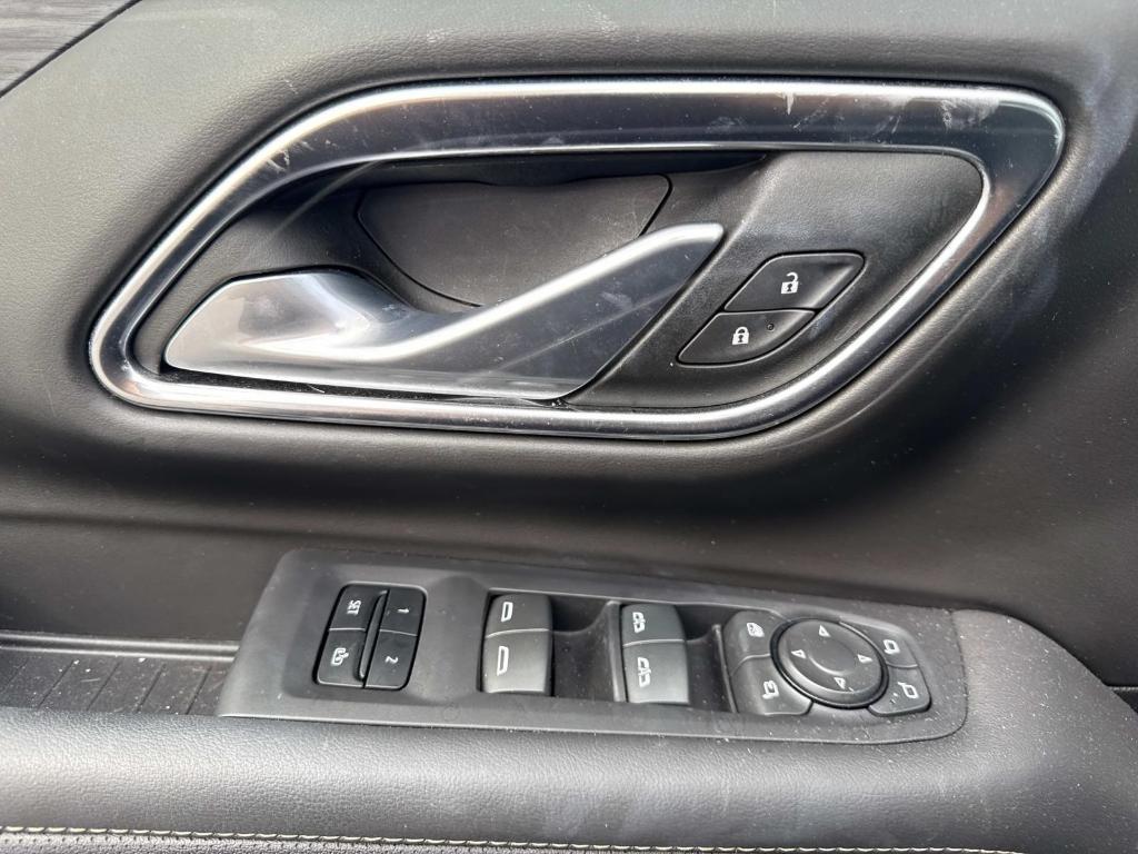 used 2024 GMC Yukon car, priced at $65,690